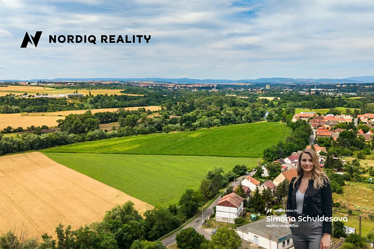 Prodej pole 9243 m²